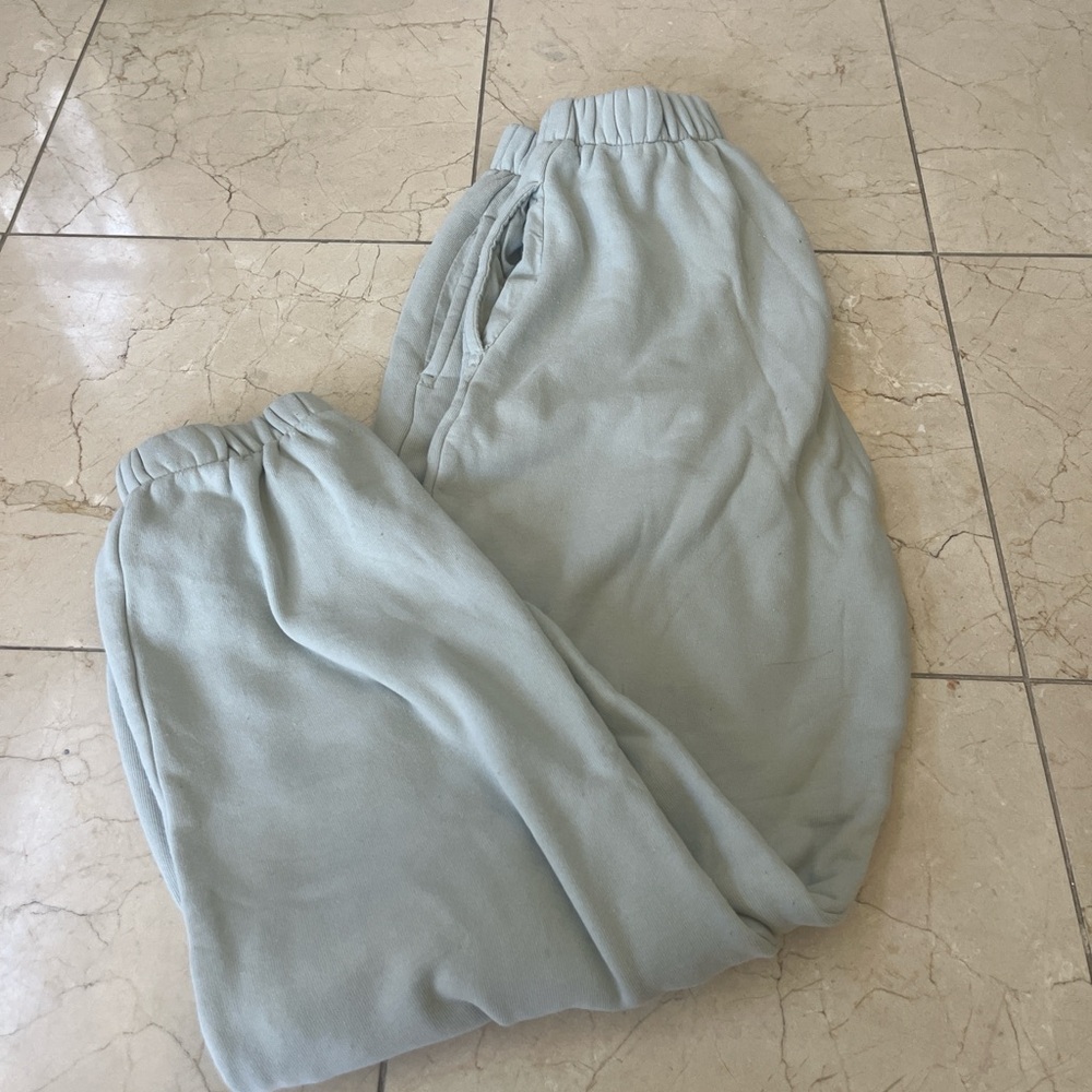 Brandy Melville light green sweatpants (one size)